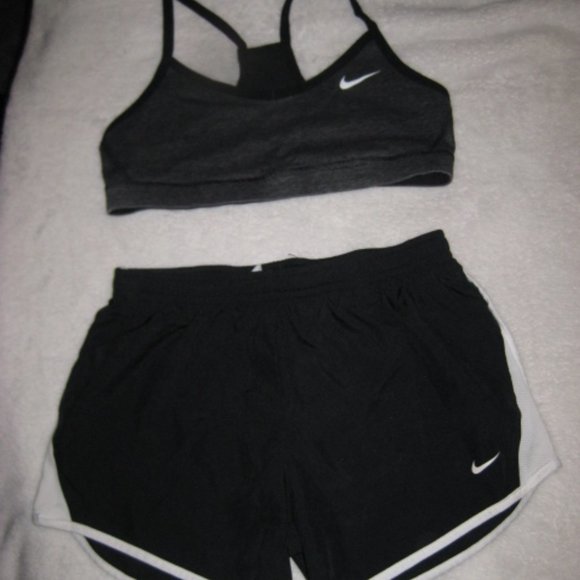 Nike Other - Nike black Dry fit shorts/bra for girls